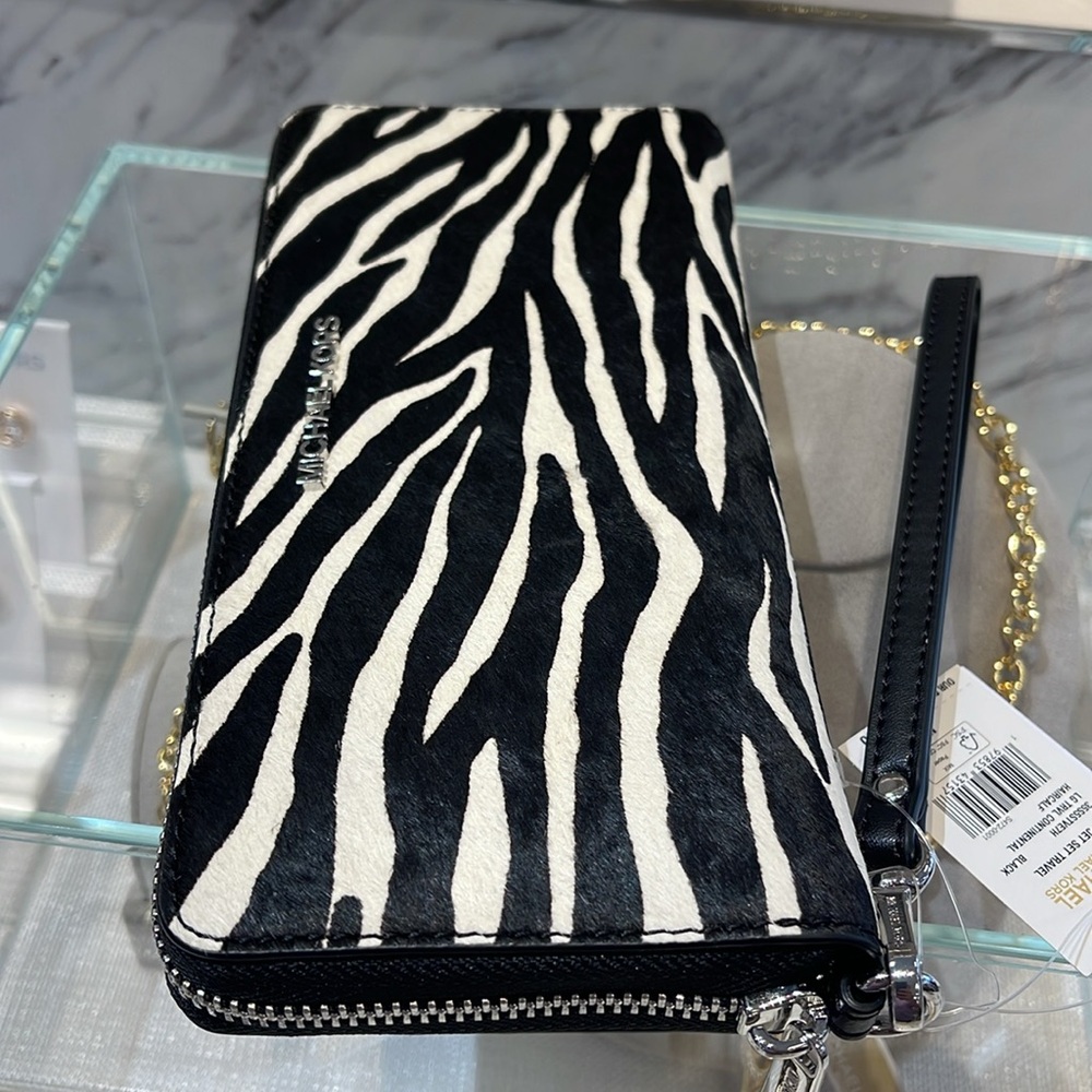 MICHAEL KORS Large Continental Wristlet Phone Case Wallet Exotic Print Hair Calf - Picture 7 of 16
